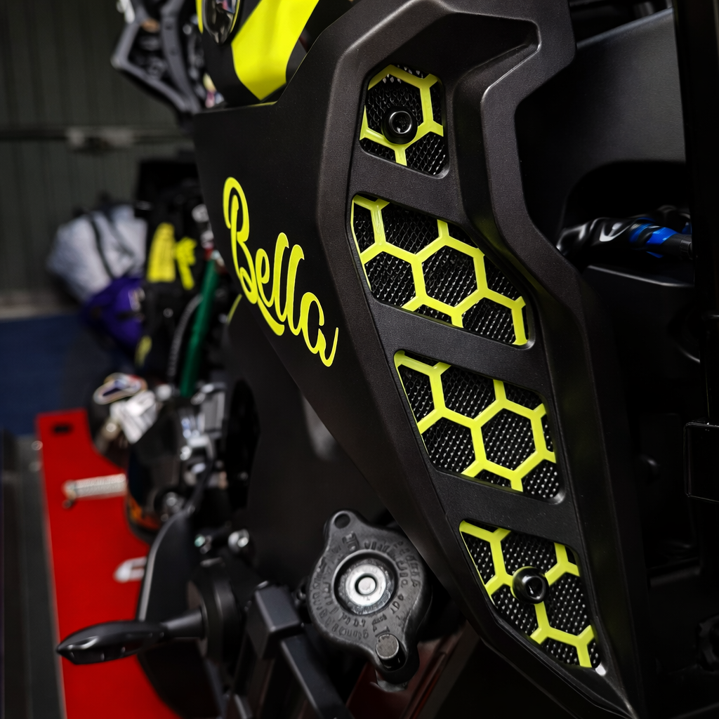 MT09 RN43 Rejilla de Panal